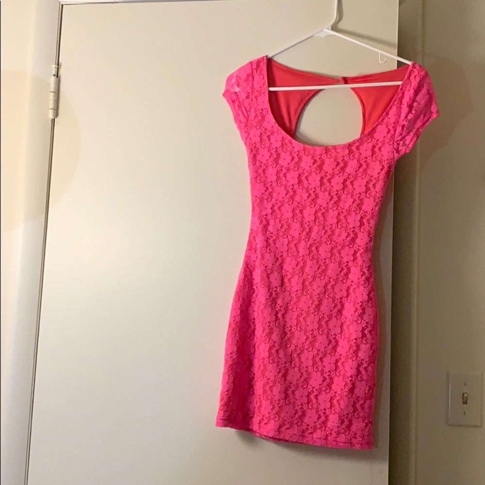 Hot pink dress!